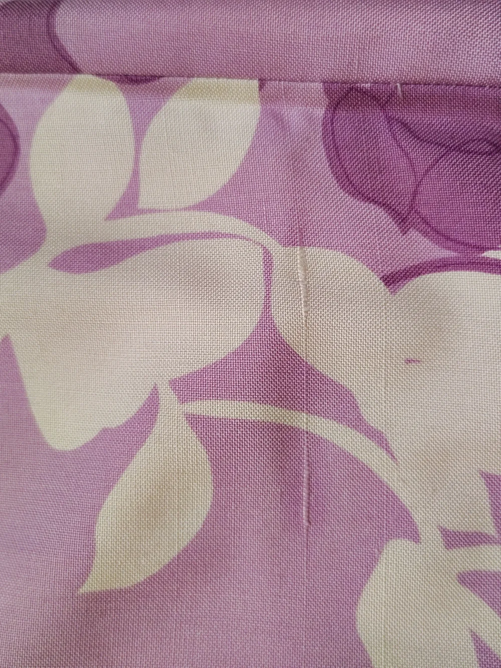 Amanda Smith Floral Pencil Skirt in Lavender and Cream 100%silk Size 12 90s‎